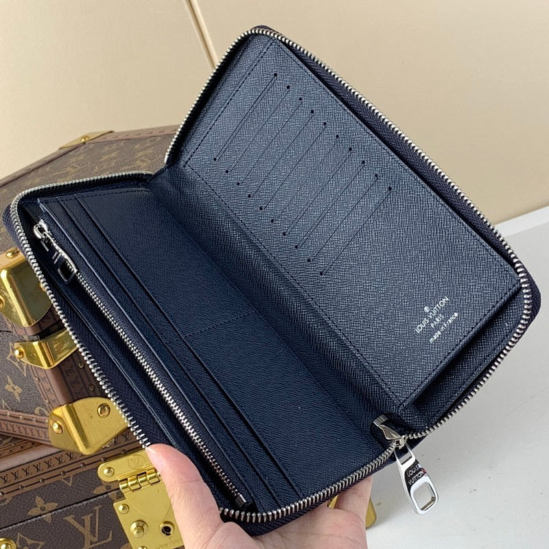 Anum Bags ln Luxury Bag --61759