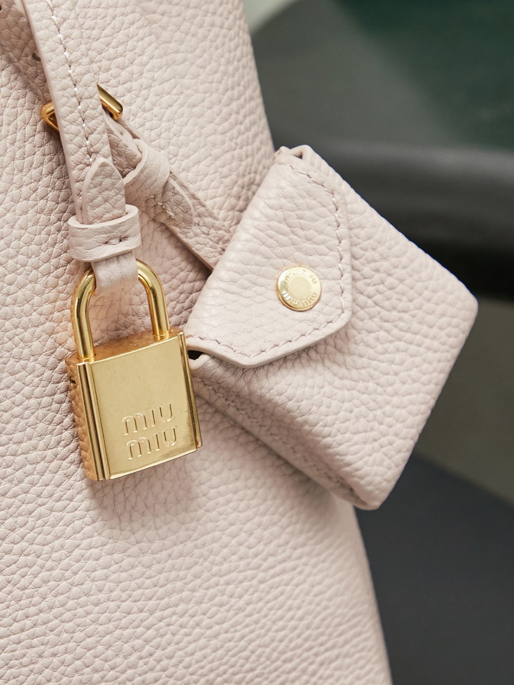 Anum Bags Miun Miun Luxury Bag --123183