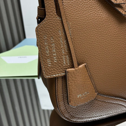 Anum Bags Pradn Luxury Bag --102699