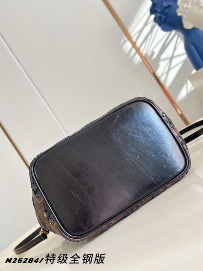 Anum Bags ln Luxury Bag --95970