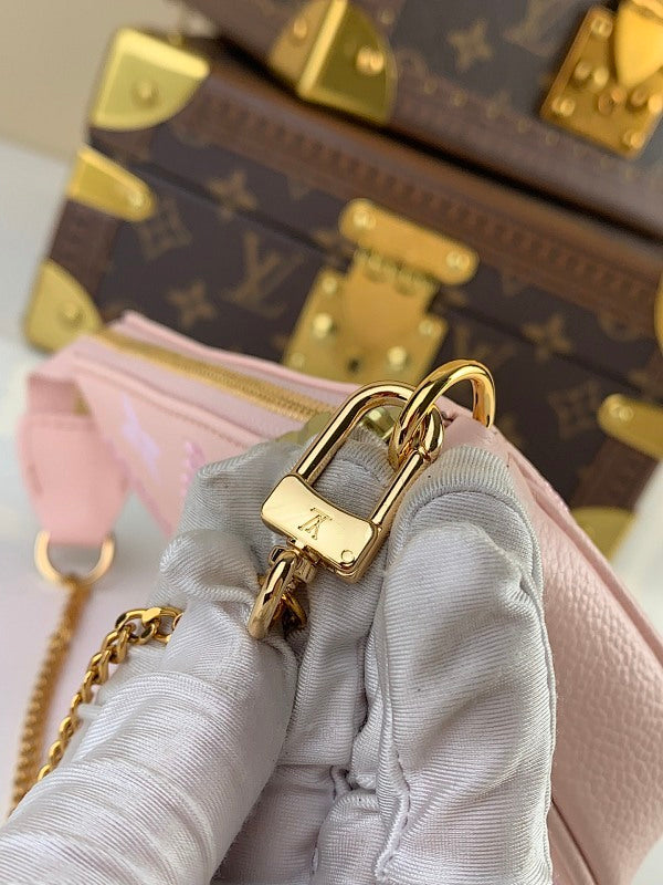 Anum Bags ln Luxury Bag --60819