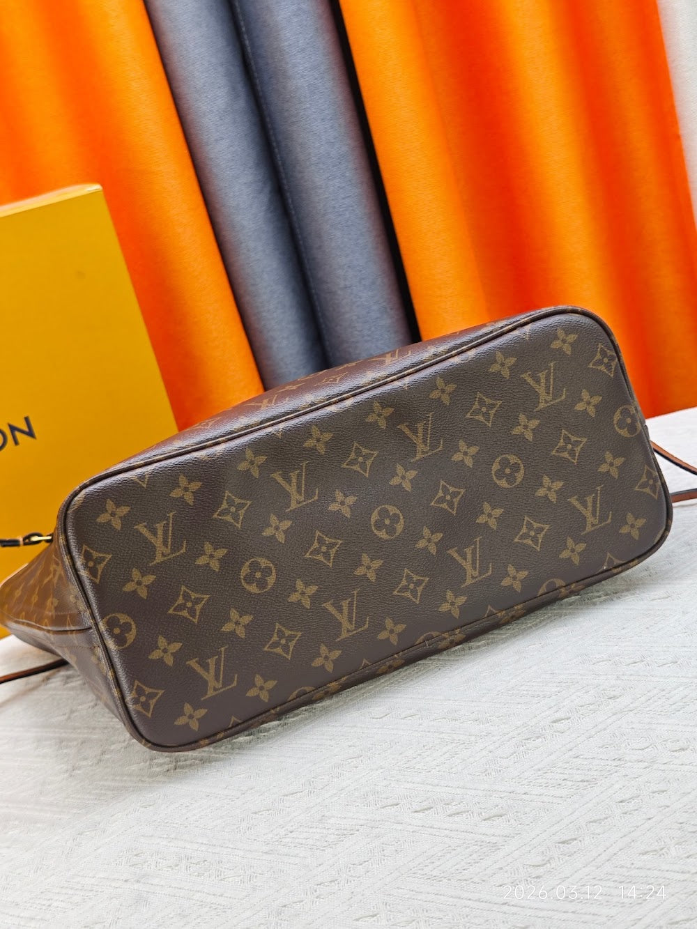 Anum Bags ln Luxury Bag --77840