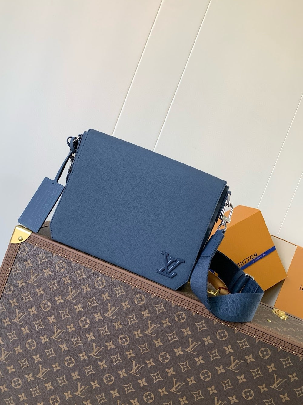 Anum Bags ln Luxury Bag --71101