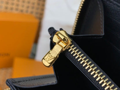 Anum Bags ln Luxury Bag --62311