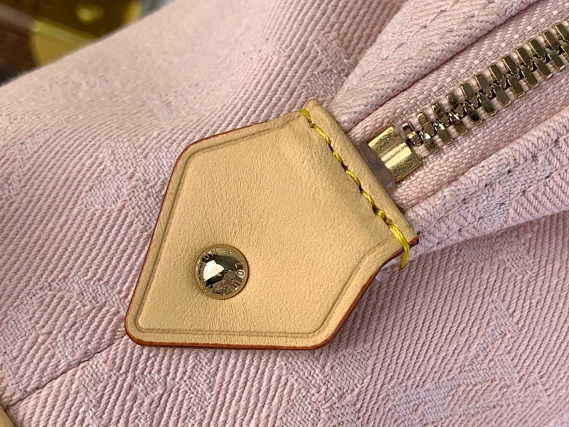 Anum Bags ln Luxury Bag --62732