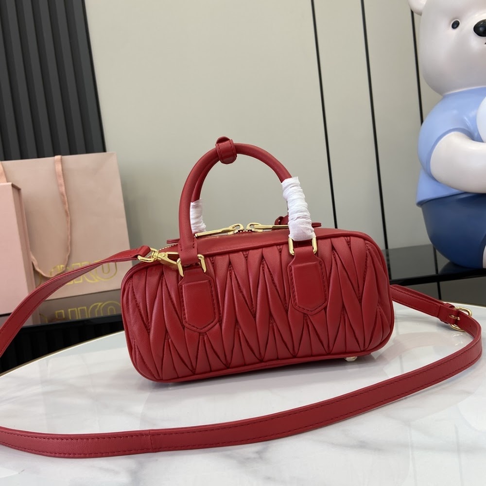 Anum Bags Miun Miun Luxury Bag --122177