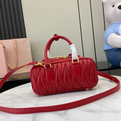 Anum Bags Miun Miun Luxury Bag --122177
