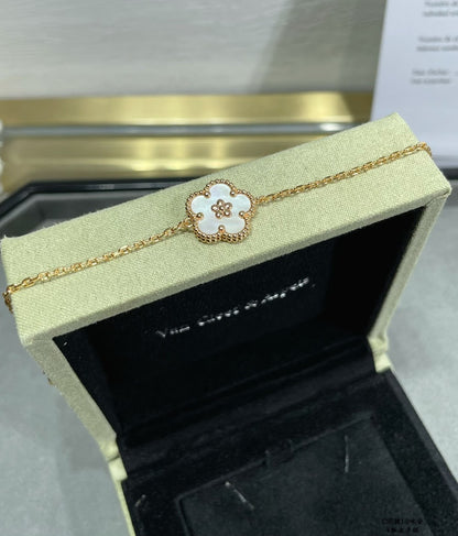 Anum Bags VCA Luxury Jewelry --51558