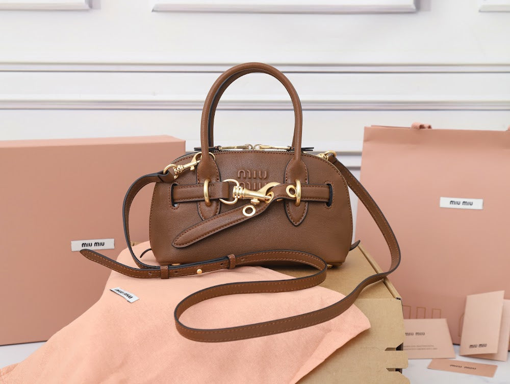 Anum Bags Miun Miun Luxury Bag --123374