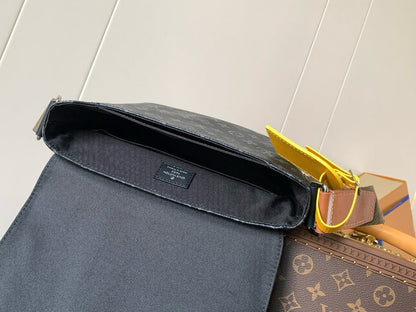 Anum Bags ln Luxury Bag --71268