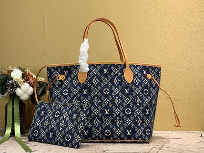 Anum Bags ln Luxury Bag --60010