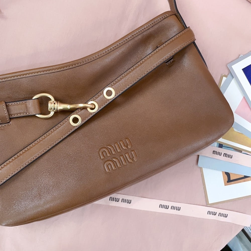 Anum Bags Miun Miun Luxury Bag --123692
