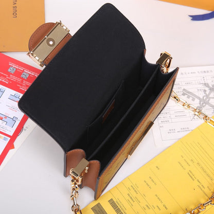 Anum Bags ln Luxury Bag --81464