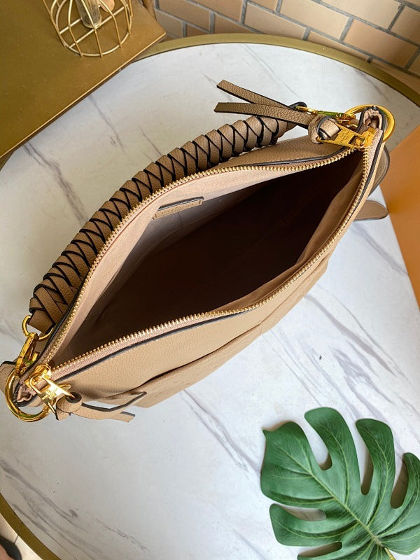 Anum Bags ln Luxury Bag --77970