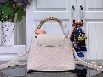 Anum Bags ln Luxury Bag --97300