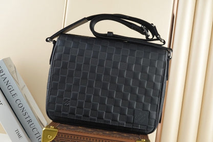 Anum Bags ln Luxury Bag --61271