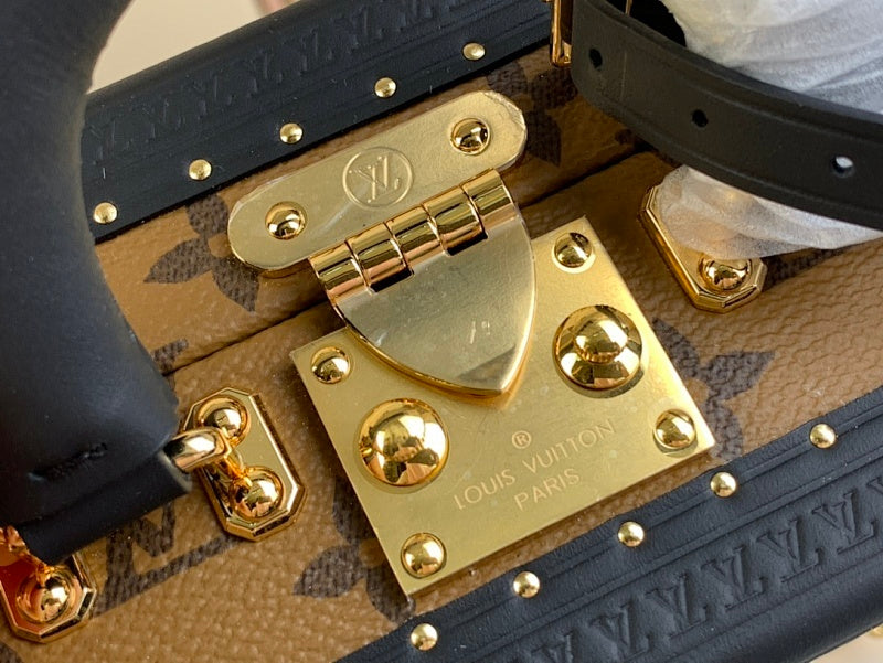 Anum Bags ln Luxury Bag --62454