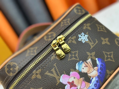 Anum Bags ln Luxury Bag --77532