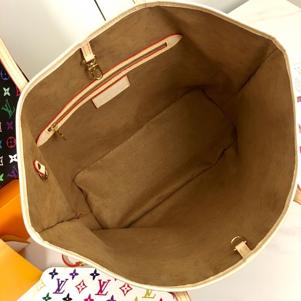 Anum Bags ln Luxury Bag --76684