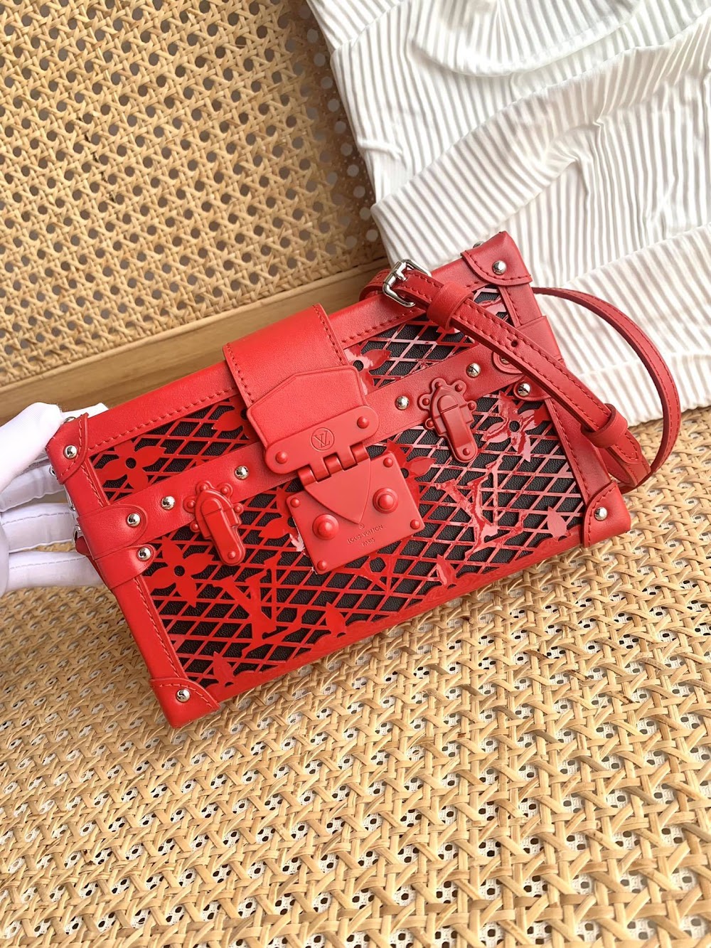 Anum Bags ln Luxury Bag --60956