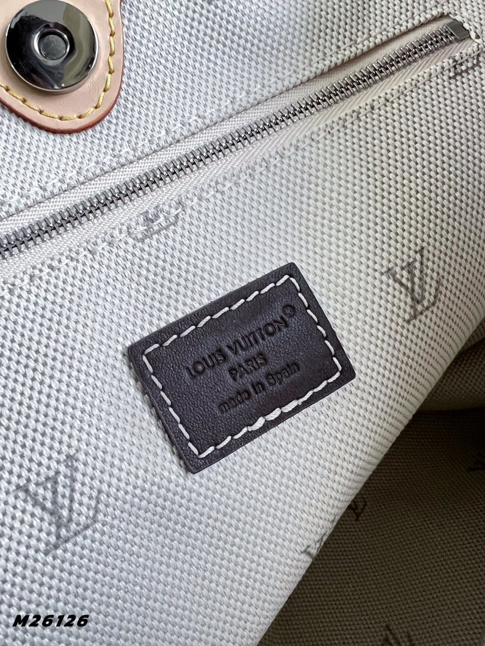 Anum Bags ln Luxury Bag --96082