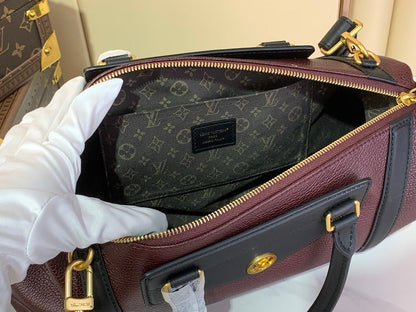 Anum Bags ln Luxury Bag --62853