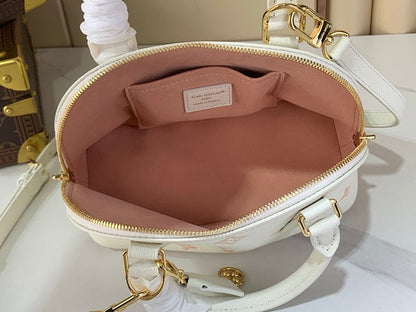 Anum Bags ln Luxury Bag --63112