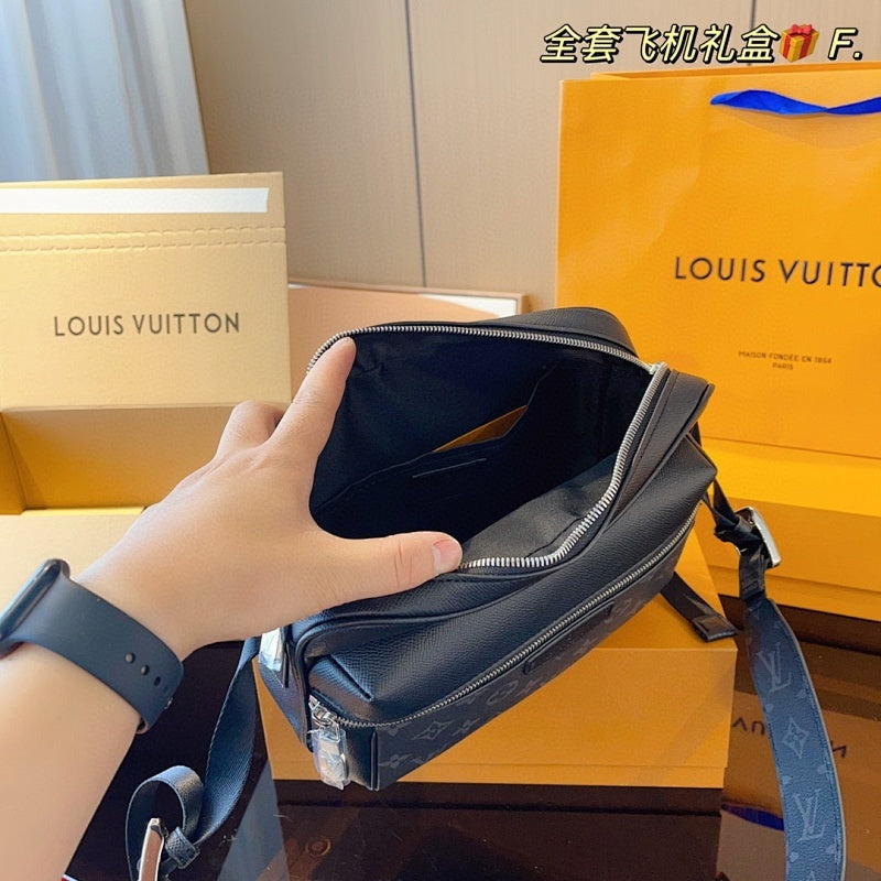 Anum Bags ln Luxury Bag --70130
