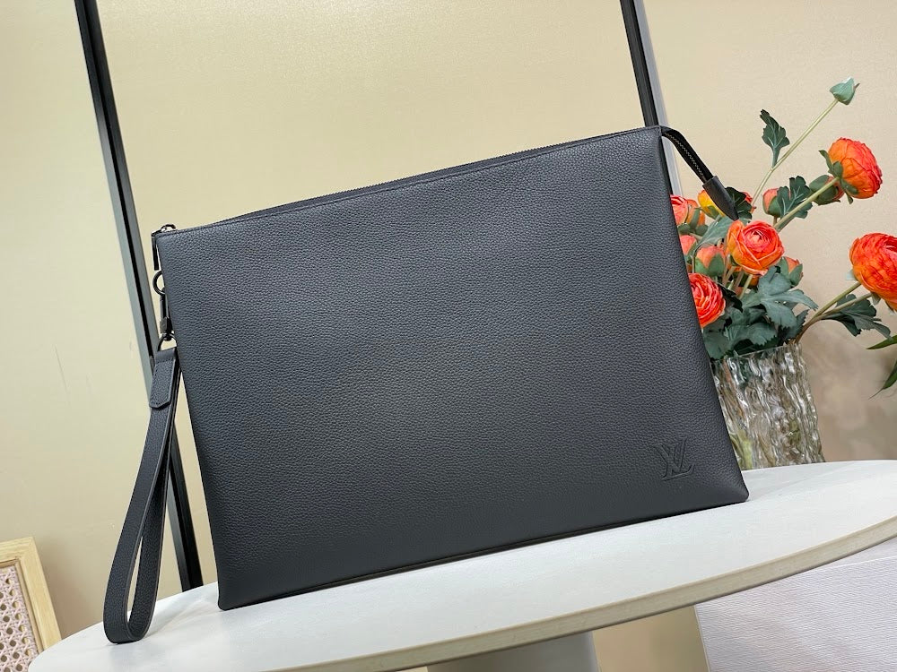Anum Bags ln Luxury Bag --95595