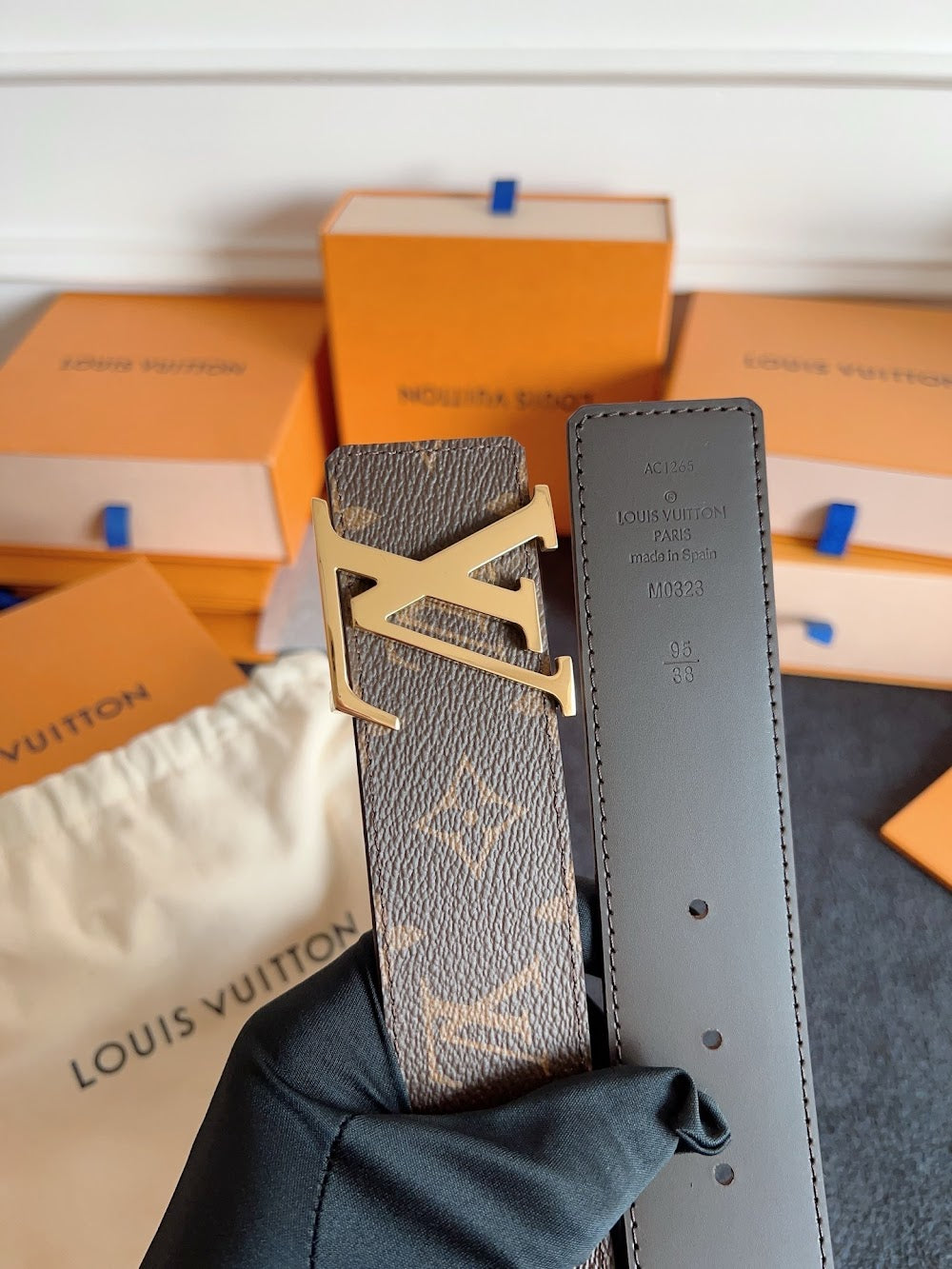Anum Bags ln Luxury Belt --100176