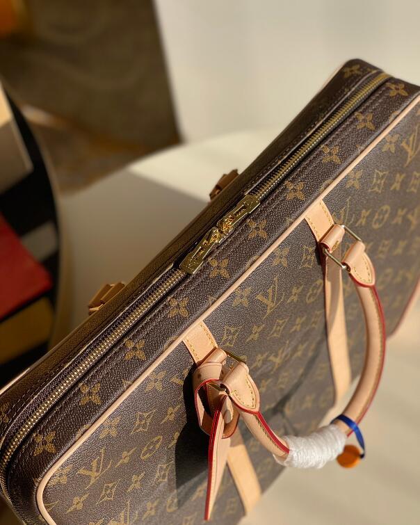 Anum Bags Detail