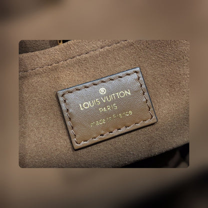 Anum Bags Detail