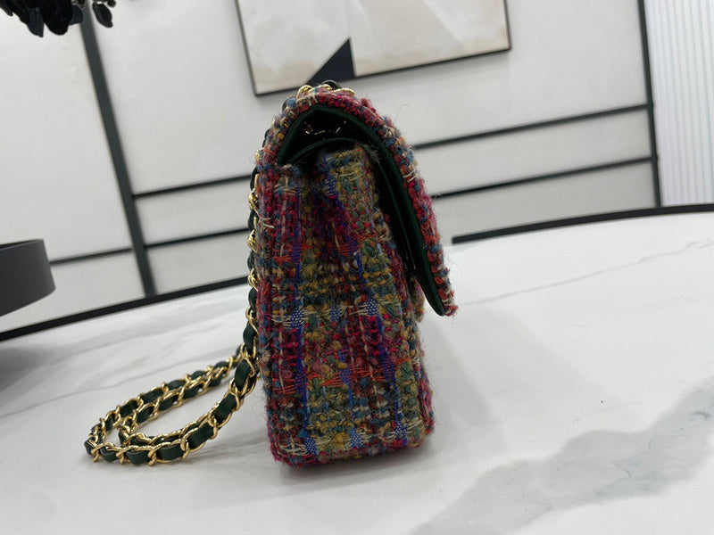 Anum Bags Detail