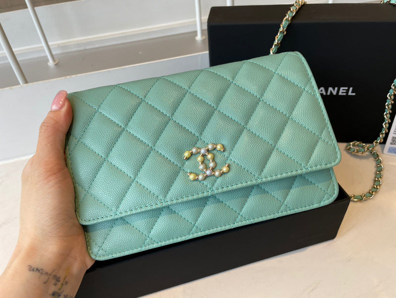 Anum Bags Detail