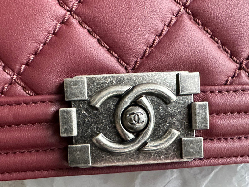 Anum Bags Detail