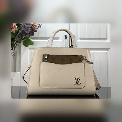 Anum Bags Detail