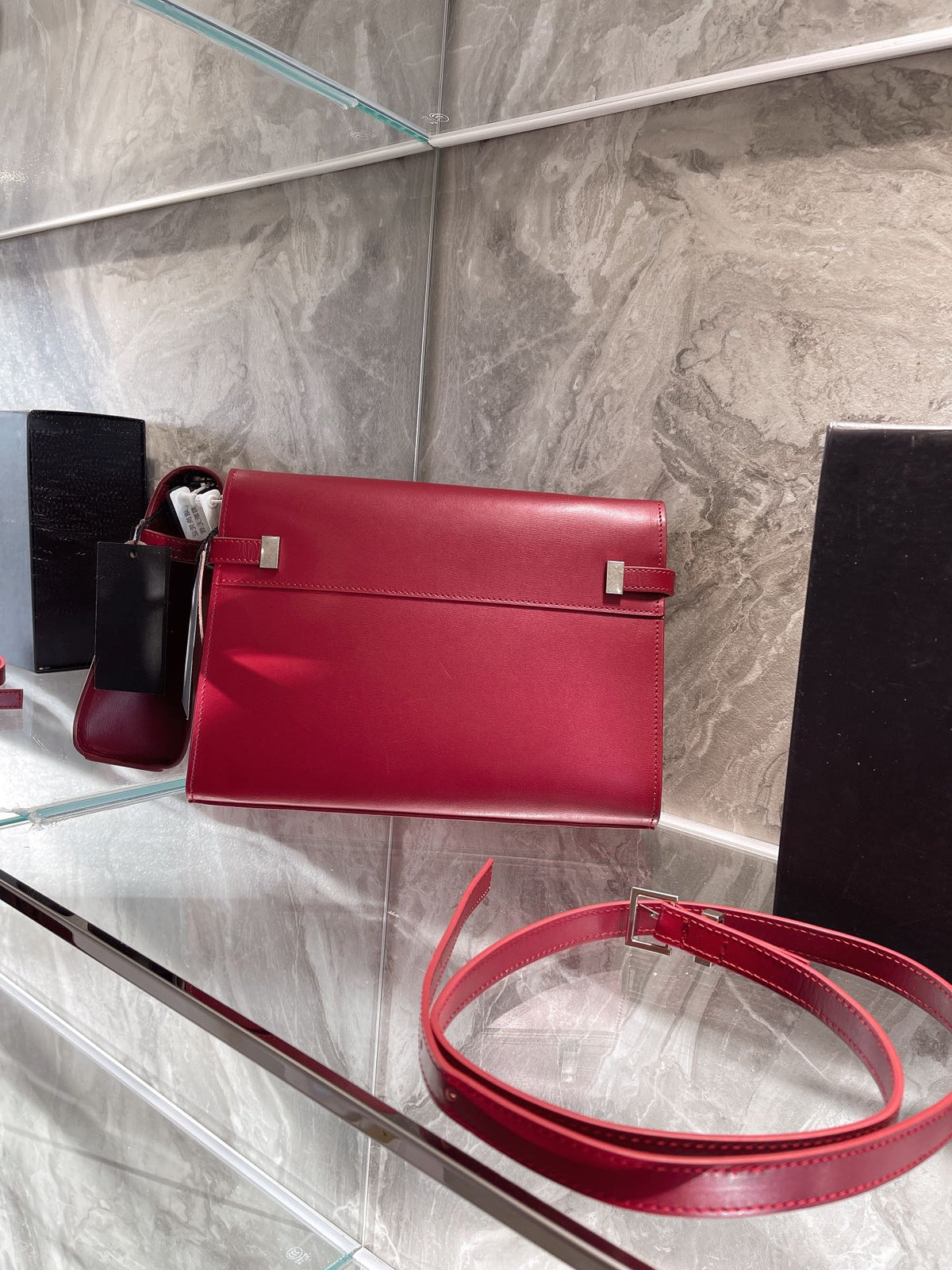 Anum Bags Detail