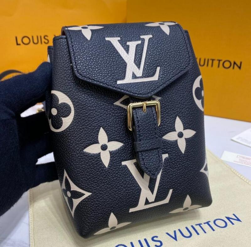 Anum Bags Detail