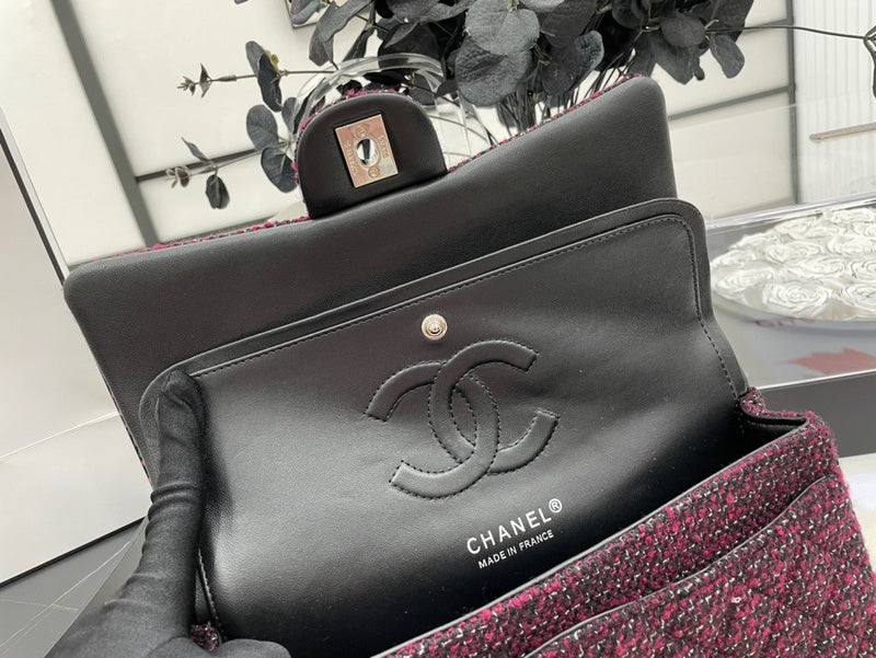 Anum Bags Detail