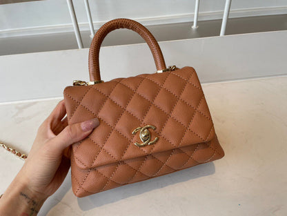 Anum Bags Detail