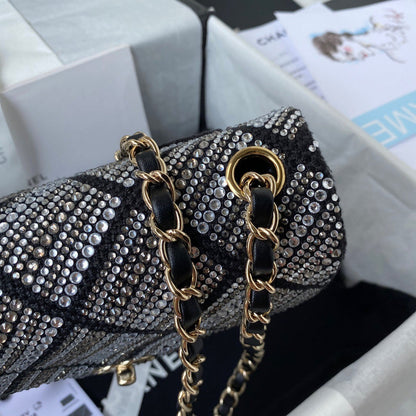 Anum Bags Detail