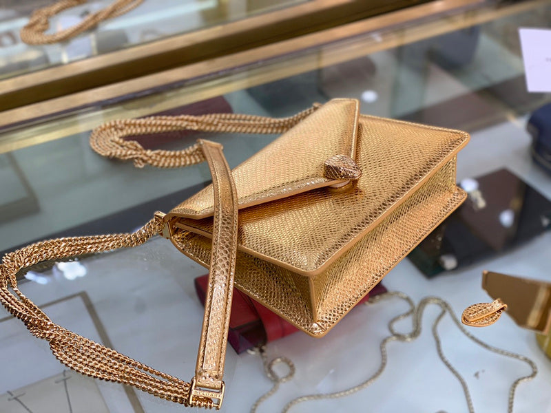 Anum Bags Detail