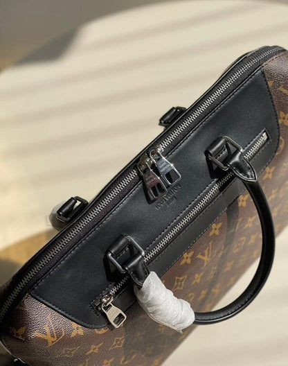 Anum Bags Detail