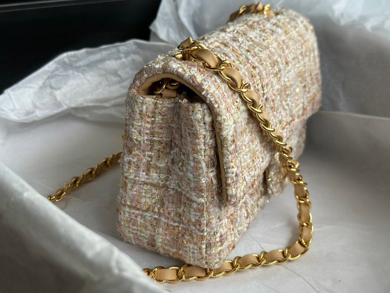 Anum Bags Detail