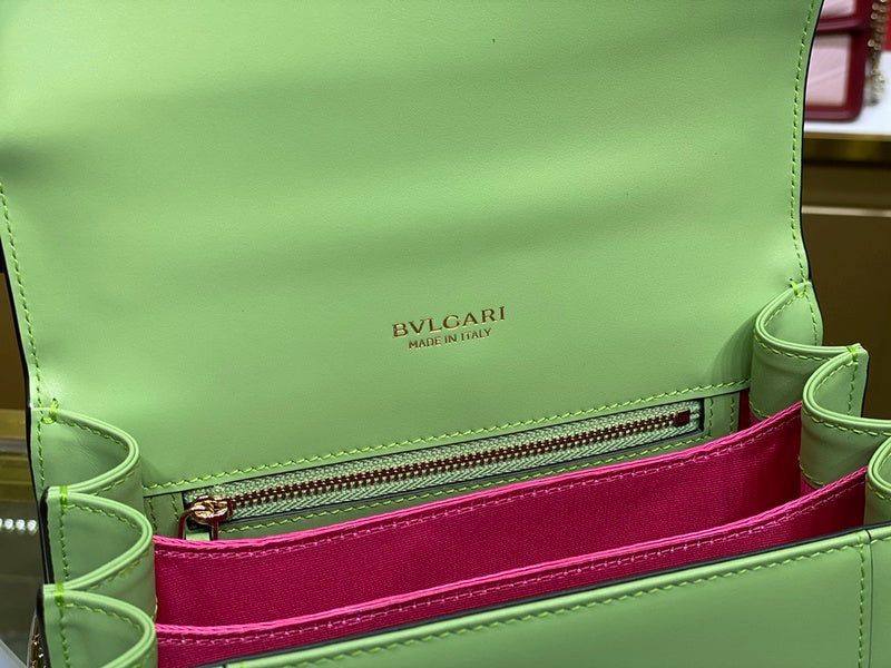 Anum Bags Detail