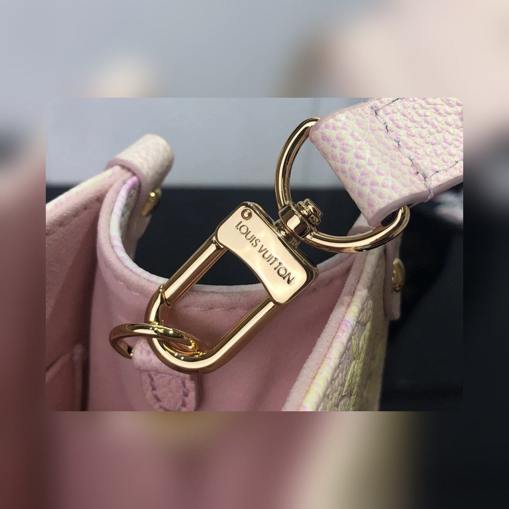 Anum Bags Detail
