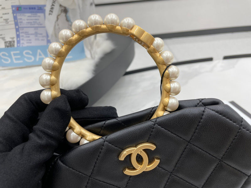 Anum Bags Detail
