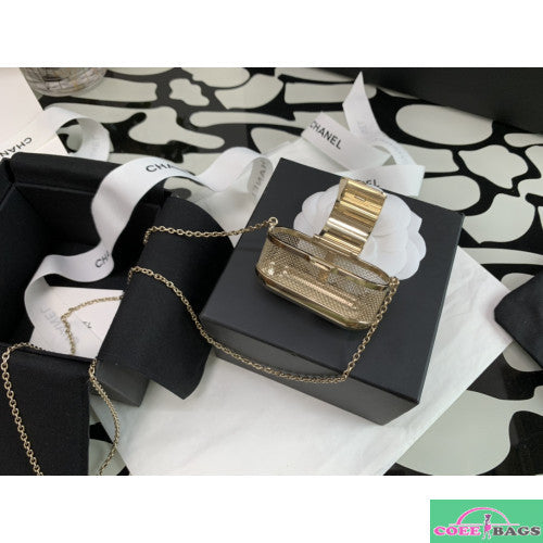 Anum Bags Detail