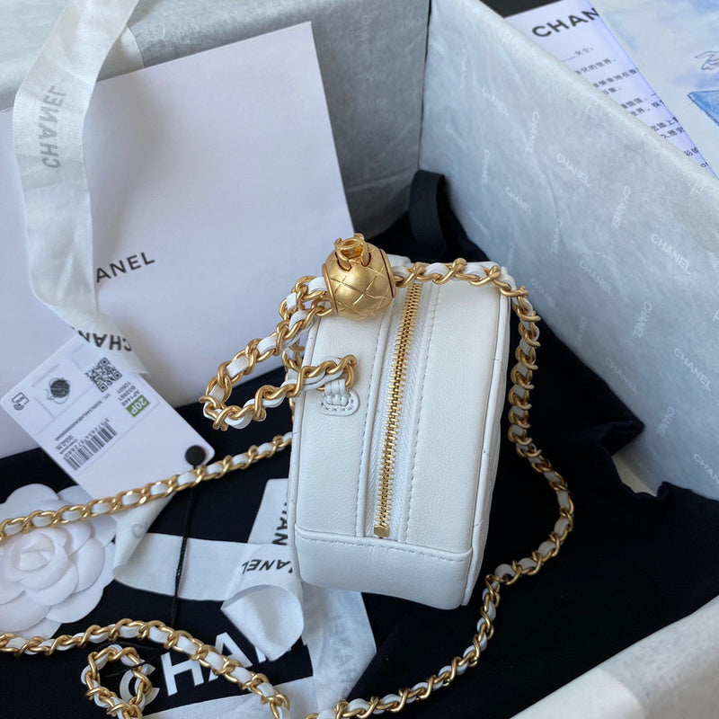 Anum Bags Detail