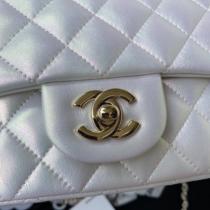 Anum Bags Detail